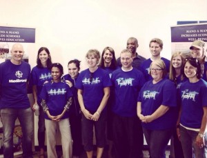 12 volunteers from Medtronic Philanthropy sorted and packed orthopedic supplies, organized and packed wheelchairs, and helped Mano a Mano start a small garden in its frontyard!