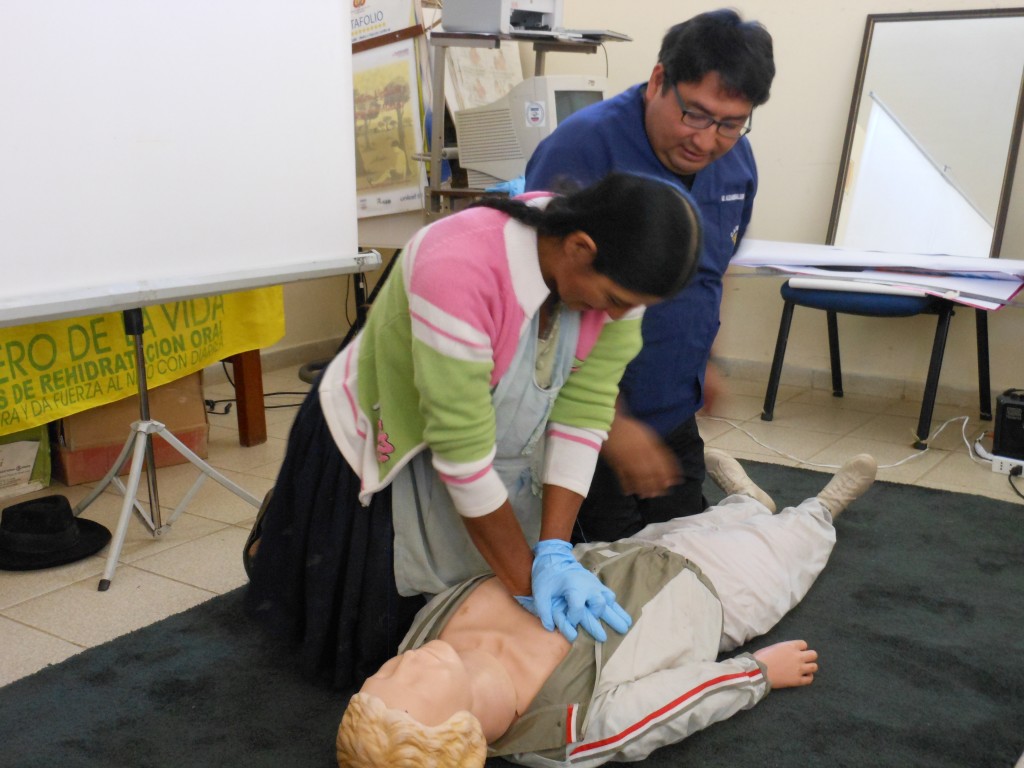 Volunteer health promoter training for 8 community residents in San Pedro, June 2013.