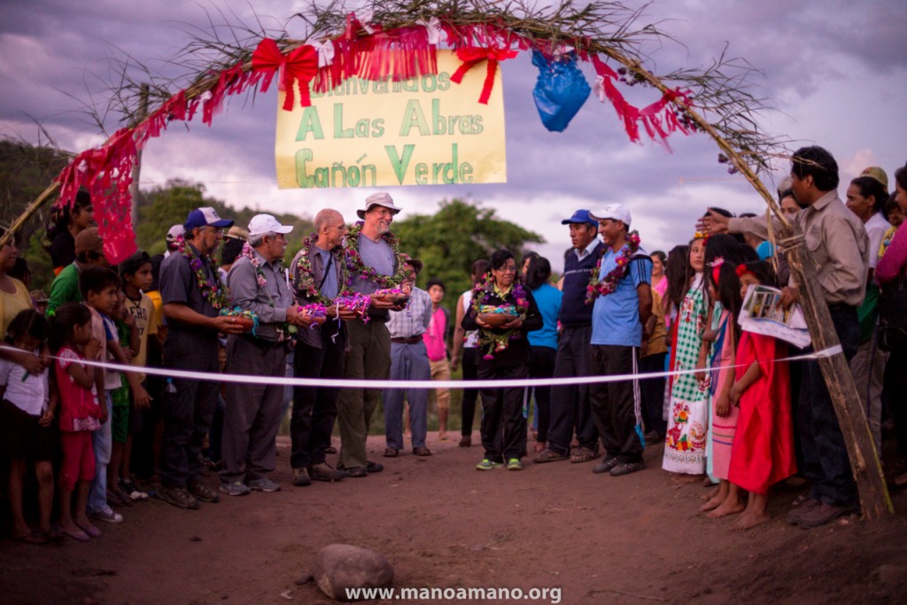 Dedication ceremony for the El Palmar road project, November 2014.